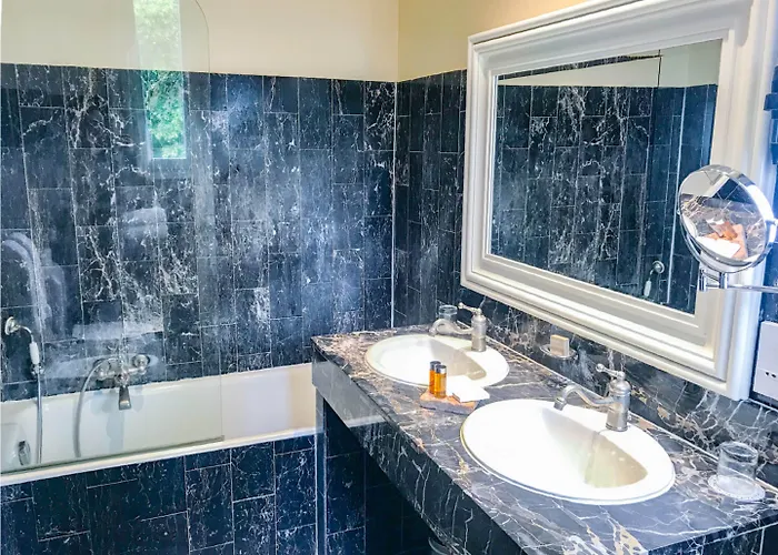 Le Manoir Des Impressionnistes - Bord De 4* Honfleur