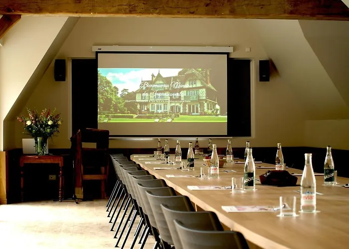 Le Manoir Des Impressionnistes - Bord De 4*