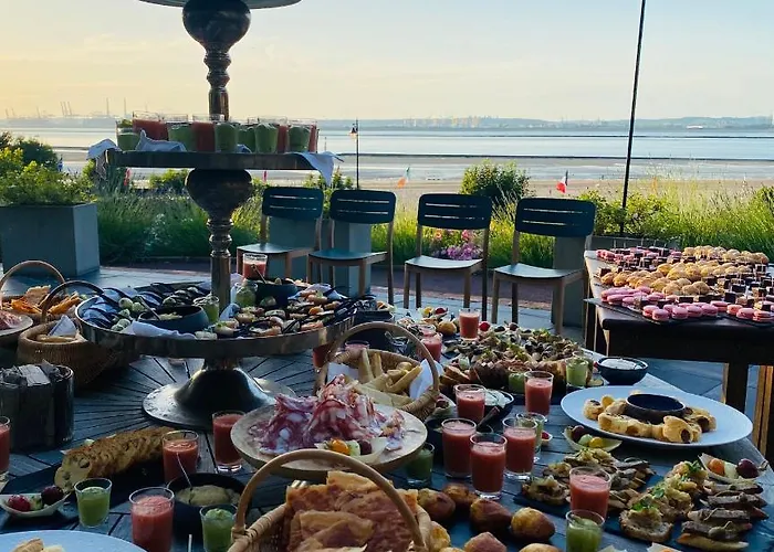 Le Manoir Des Impressionnistes - Bord De Hotell 4*