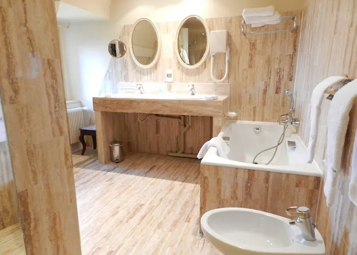 Hotell Le Manoir Des Impressionnistes - Bord De